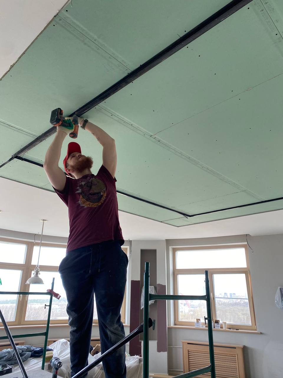 Трековое освещение в квартире - установка светильников электрик